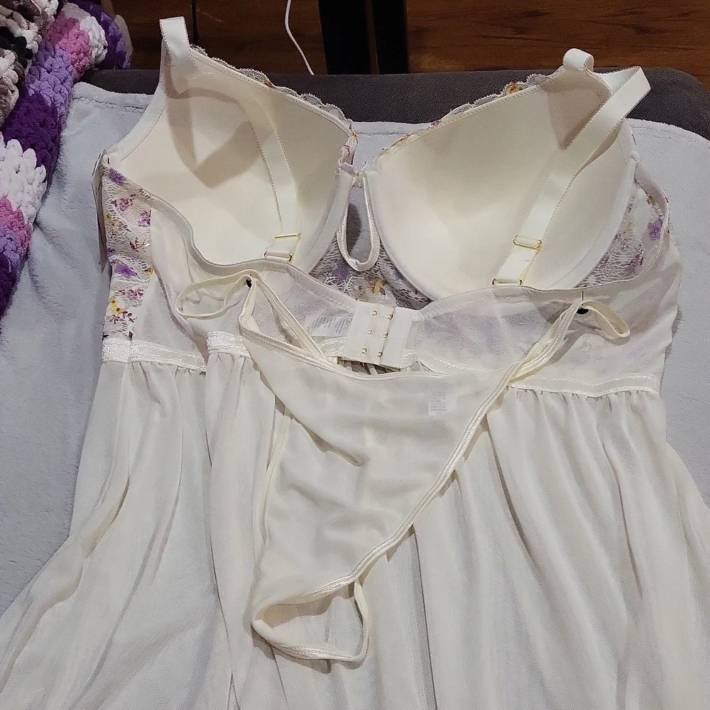 Carrie Amber Intimates Set - Picture 7 of 14